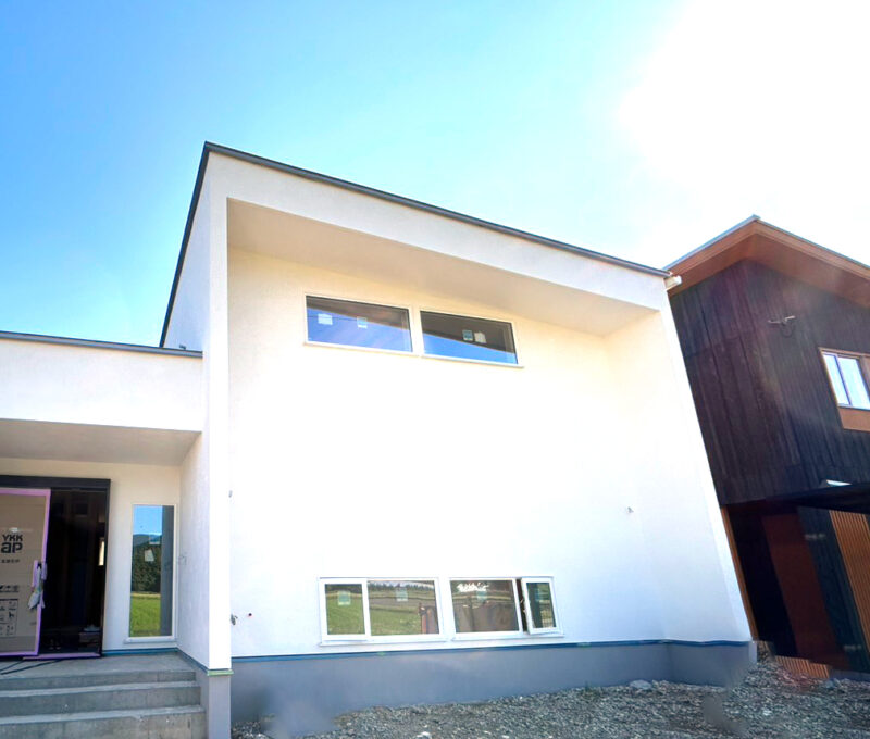 家づくりの相談もお気軽に<br>住空間デザイナーnaomiがご案内いたします